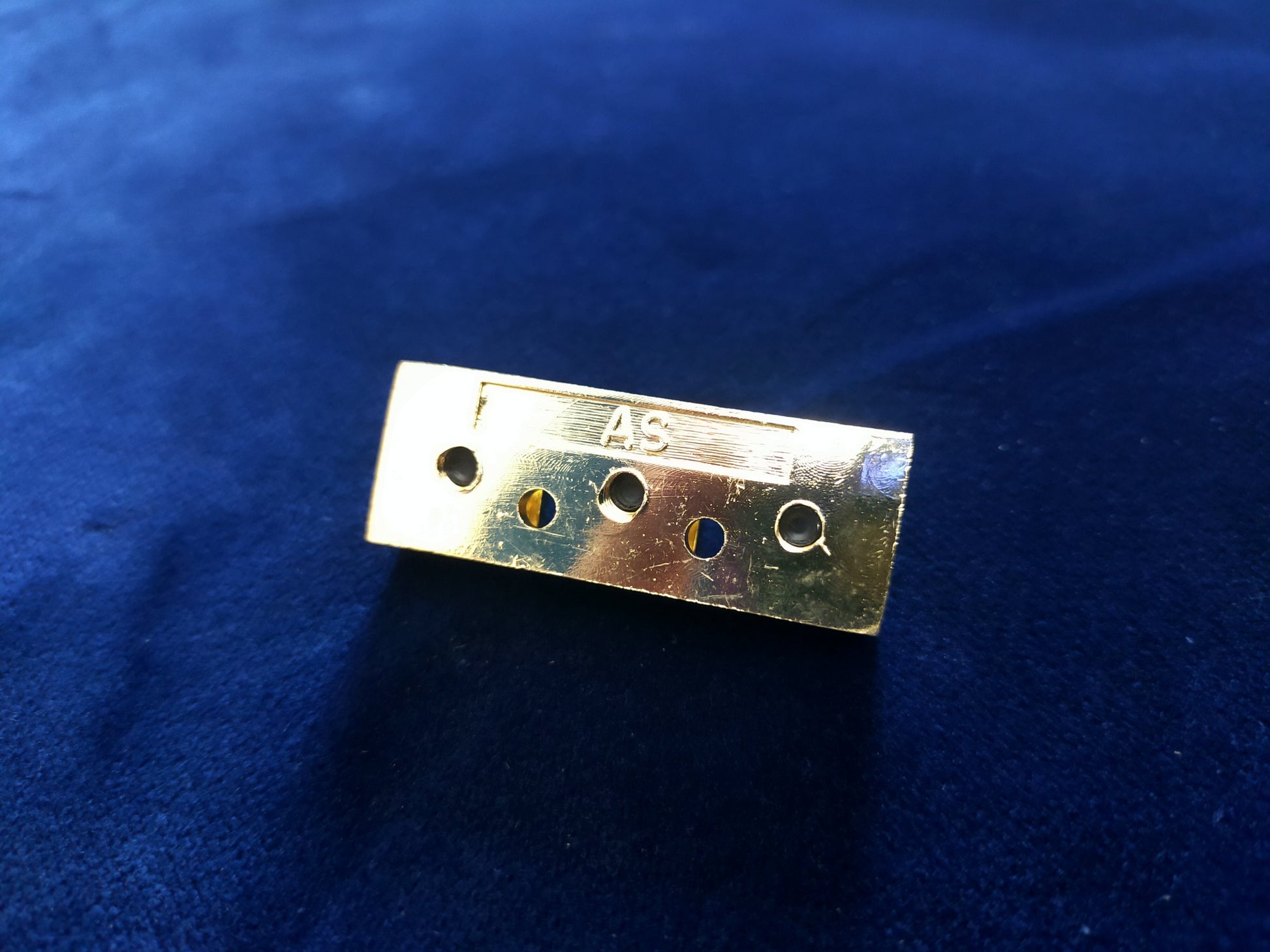 43mm Floyd Rose Locking Nut In Gold For Electric Guitar